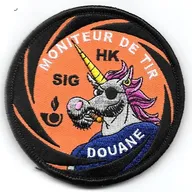 Douane - Moniteur de Tir HK UMP / SIG  (humoristique)