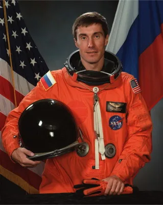 STS-60 Mir russe – 2