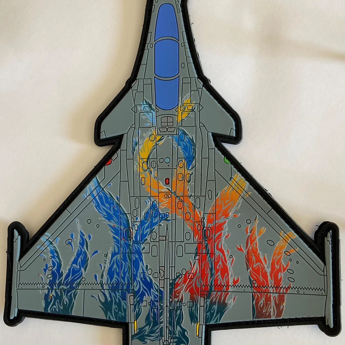 Grande silhouette Rafale M