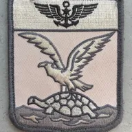 4F Blason gris