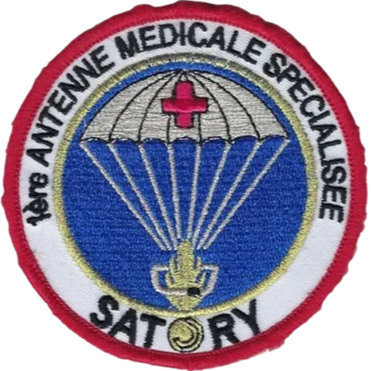 SSA : 1ère Antenne Médicale Spécialisée Satory Bord rouge coupole argenté 