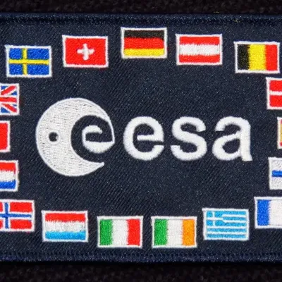ESA 17 drapeaux