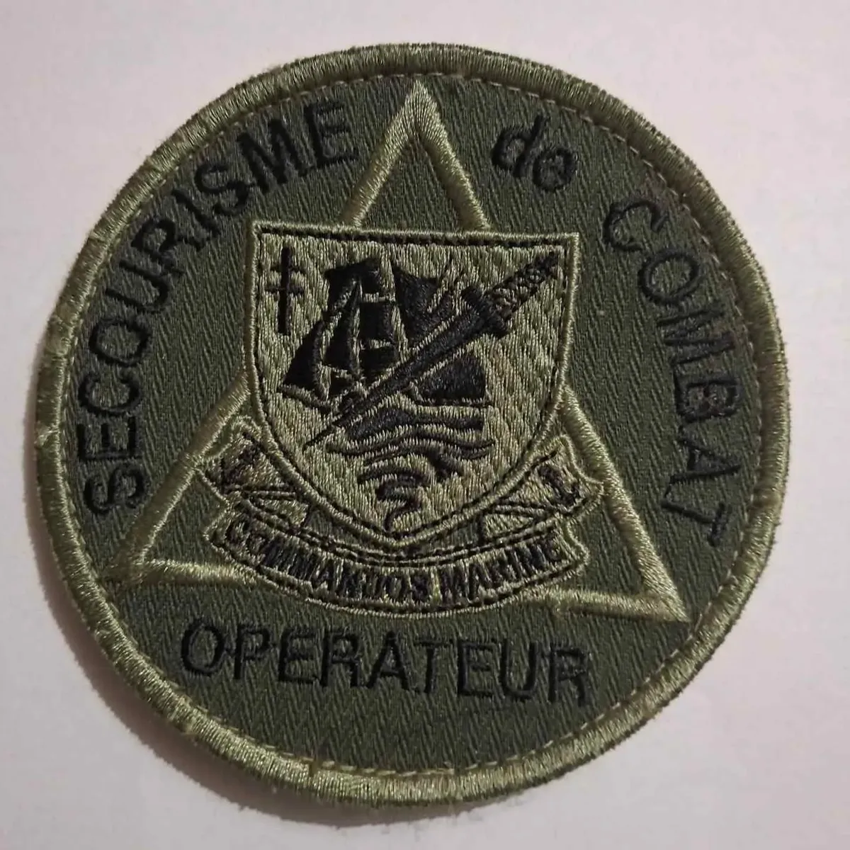 Secourisme de combat, commando marine, opérateur.