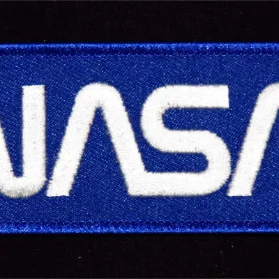 NASA Worm bleu