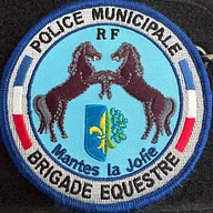 Police Municipale de Mantes-La-Jolie - Brigade Équestre 