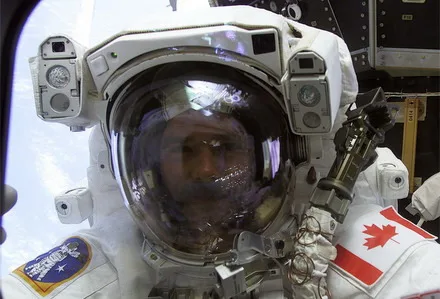 Hadfield Canada - 2