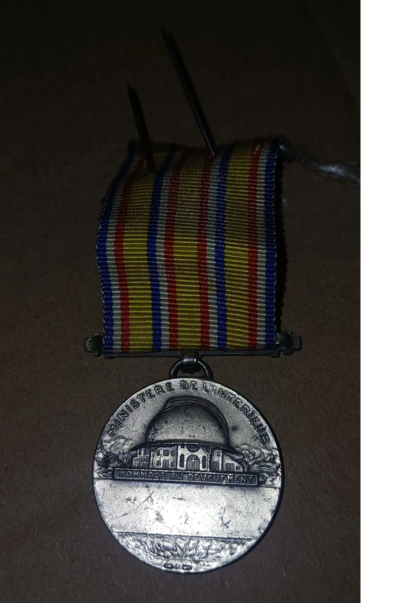 Verso de Médaille d'honneur des Sapeurs-pompiers - échelon Argent 20 ans de services 