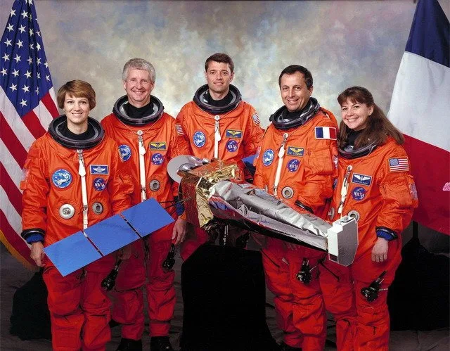 STS-93 Tognini CHANDRA – 2