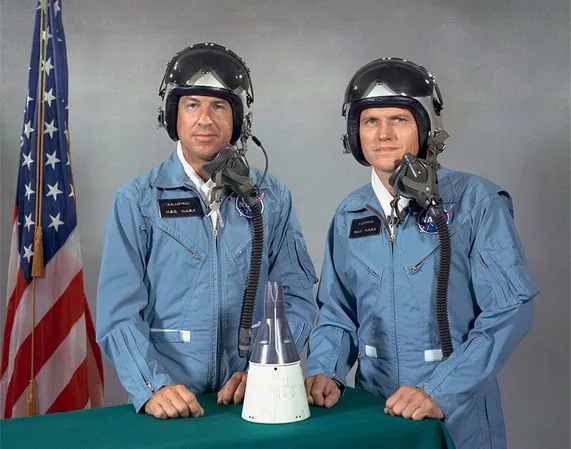 Gemini-7 officiel - 2