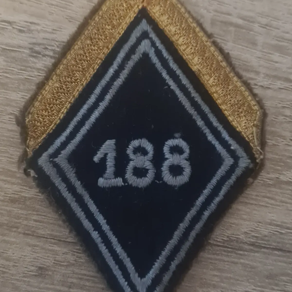 Losange 188eme BT / Modèle Troupe / Sergent 