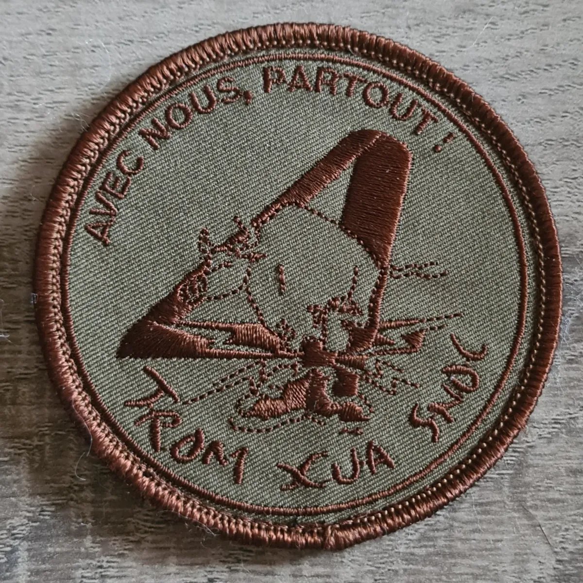 53e RT/ 4e Cie / Avec Nous Partout / Bourdon marron