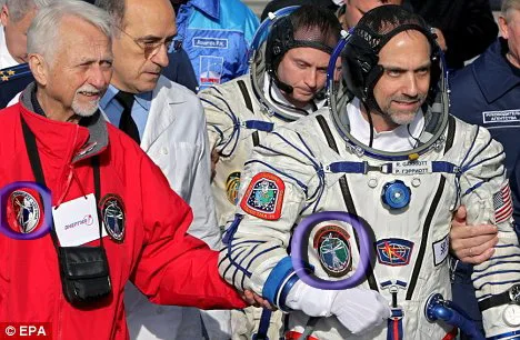 GARRIOTT Soyouz TMA-13 - 2