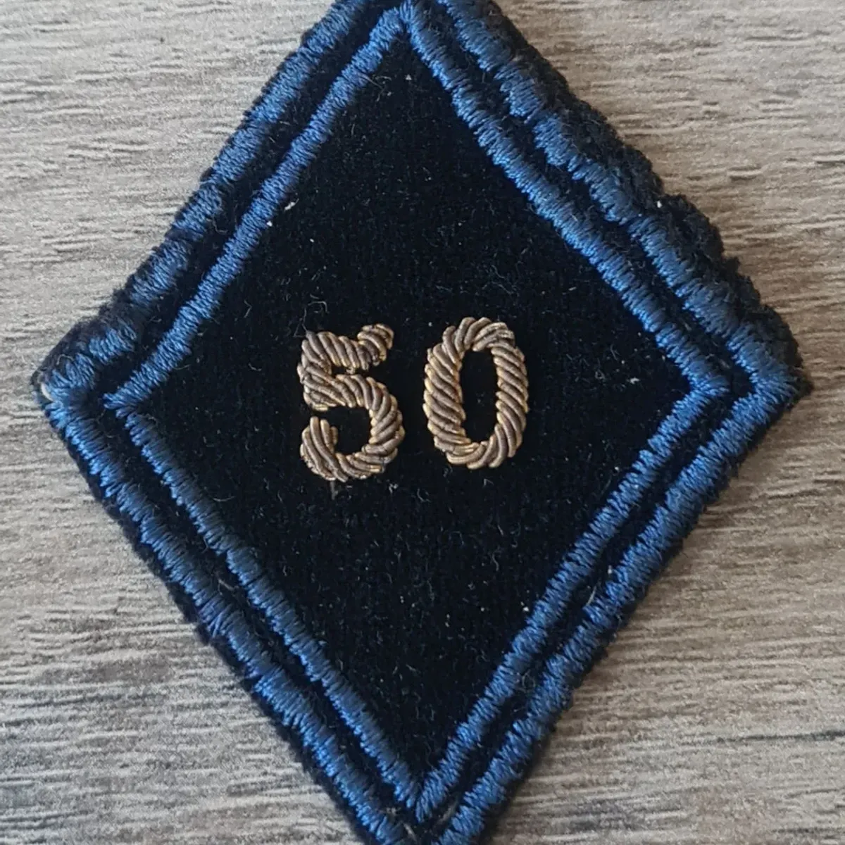 Losange 50eme BT / Soutaches foncés / Modèle Cannetille 