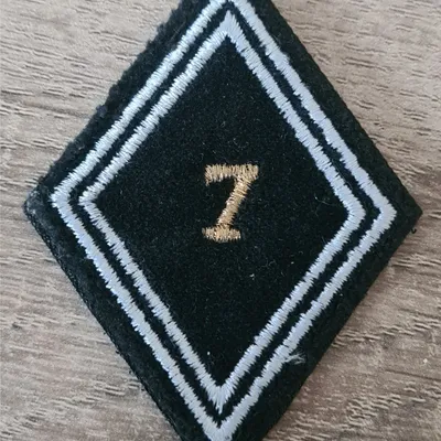 Losange 7eme CTD / Modèle Cadre 