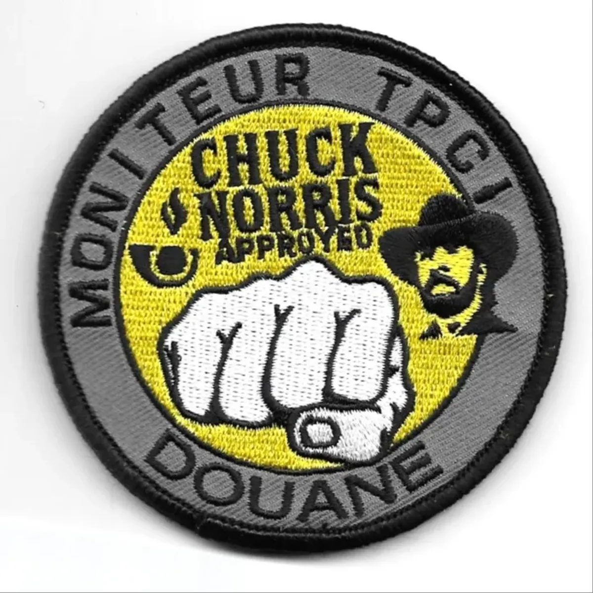 Douane - Moniteur TPCI - Chuck Norris (humoristique)
