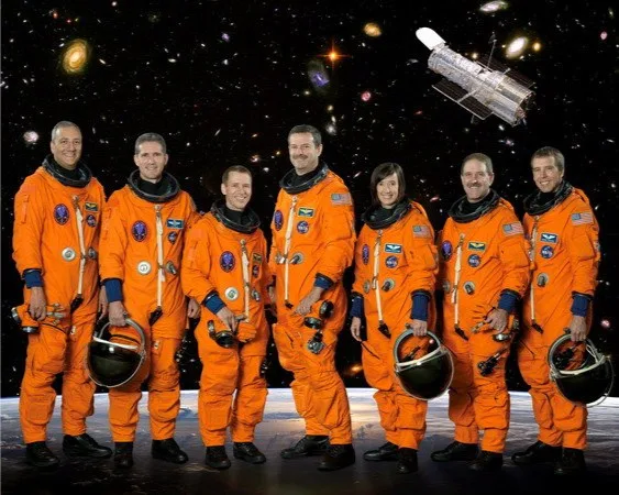 STS-125 Hubble – 2
