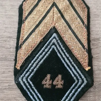 Losange 44eme BT / 3 soutaches / Modèle Cannetille / Sergent Chef 