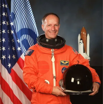 STS-61 réparation Hubble – 2