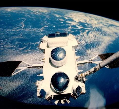 STS-37 GRO – 2