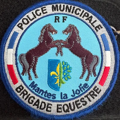 Police Municipale de Mantes-La-Jolie - Brigade Équestre 