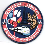 Douane -BSITM - équipe cynophile 