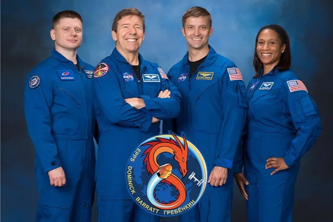 Dragon Crew-8 – 2