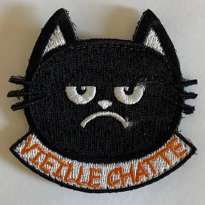 4F - Vieille chatte