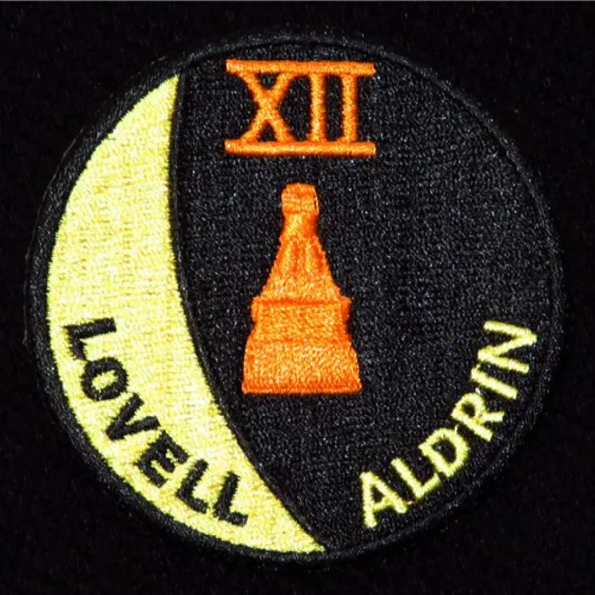 Gemini-12 officiel