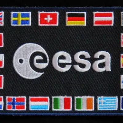 ESA 19 drapeaux
