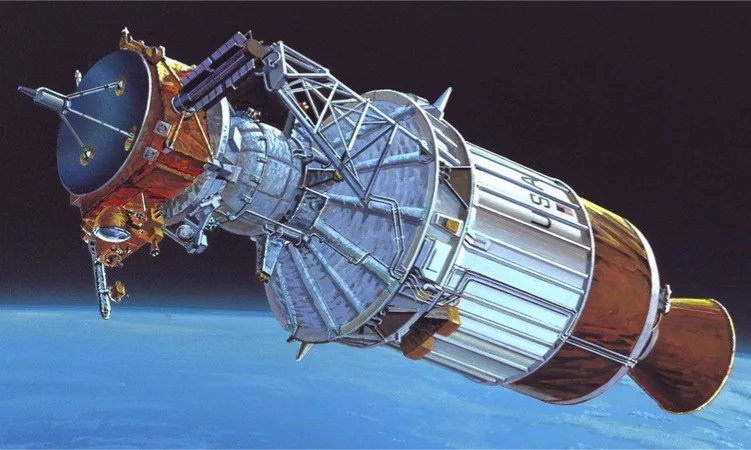 NASA IUS – 2