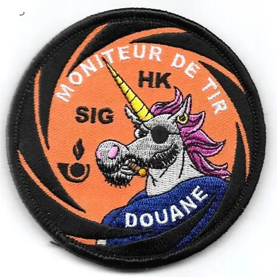 Douane - Moniteur de Tir HK UMP / SIG  (humoristique)