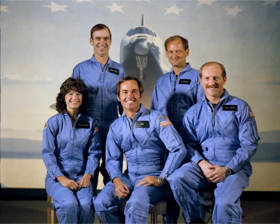 STS-7 – 2