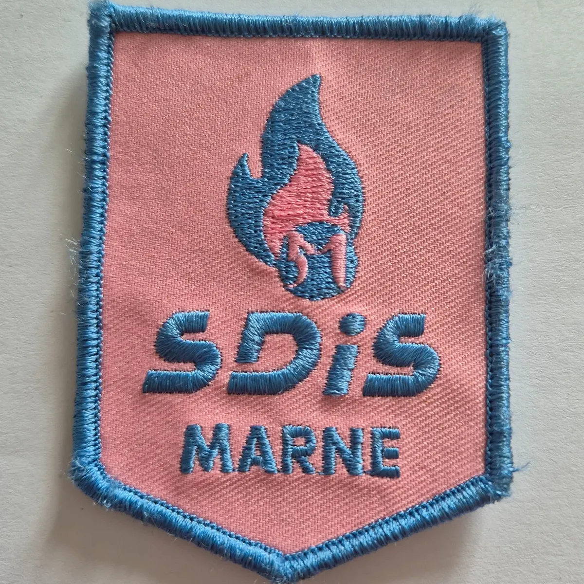 Sdis 51 rose et bleu