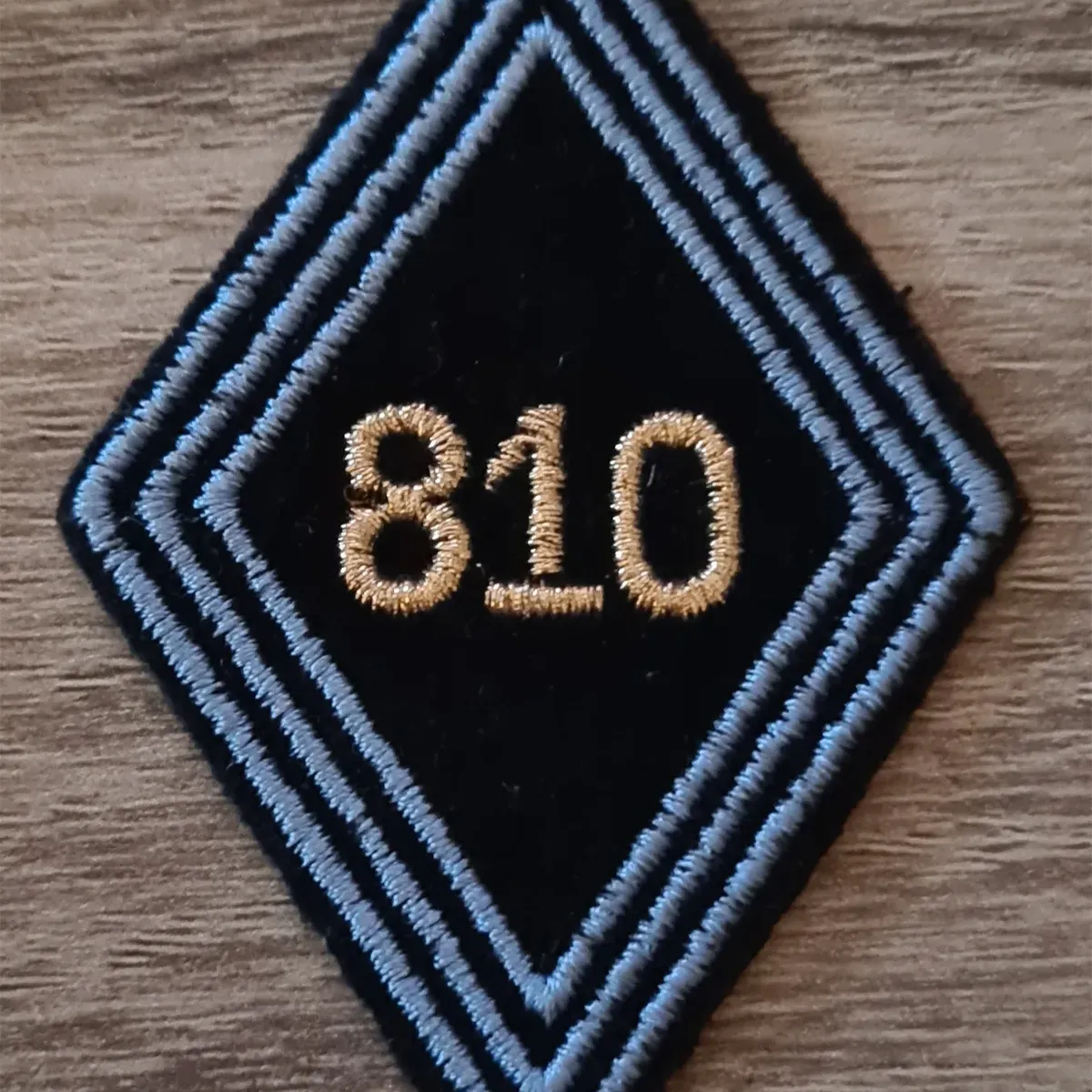 Losange 810eme GRET / 3 soutaches / Modèle Cadre 