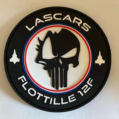 12F - Lascars Punisher fond blanc