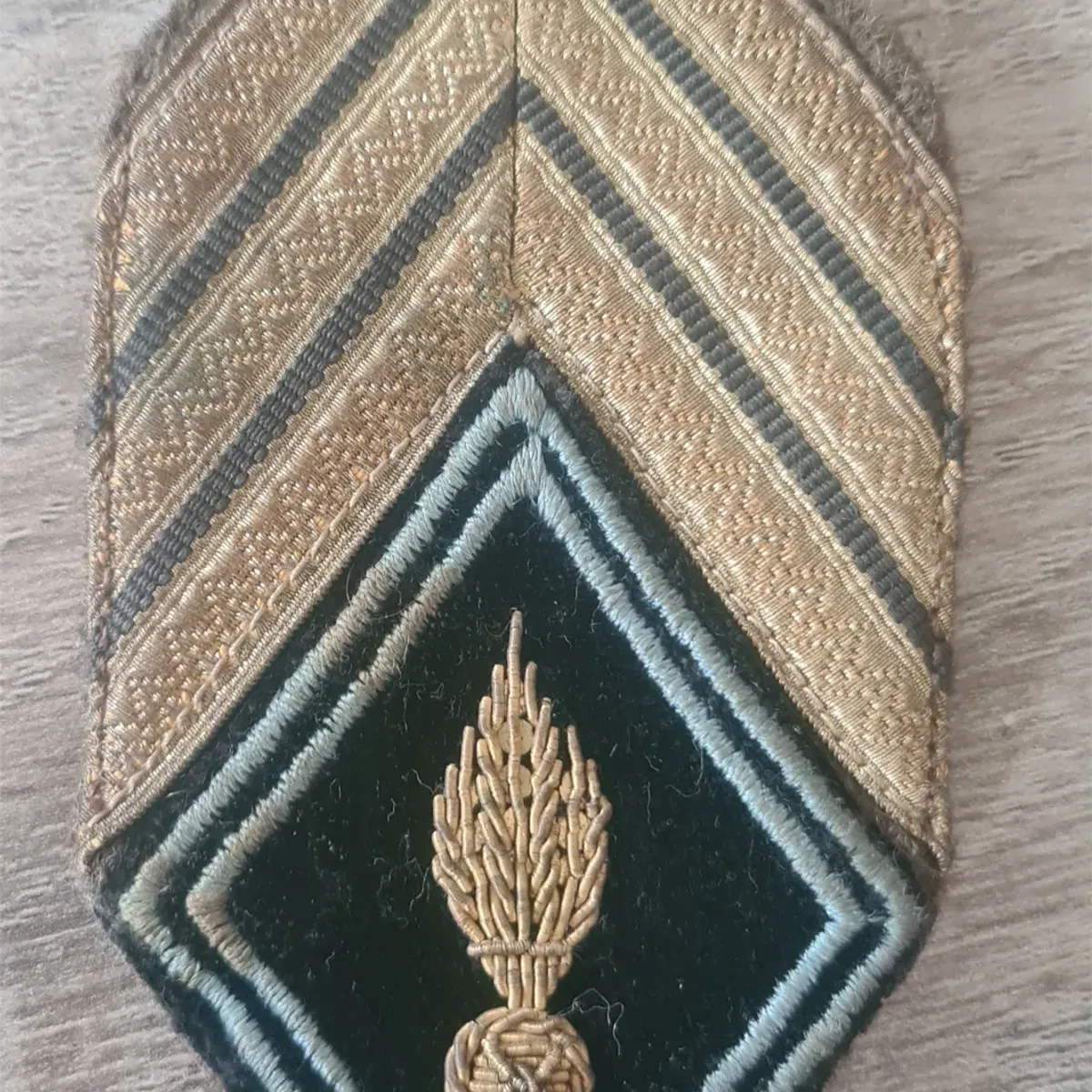 Losange HR / 2 soutaches / Modèle cannetille / Sergent Chef