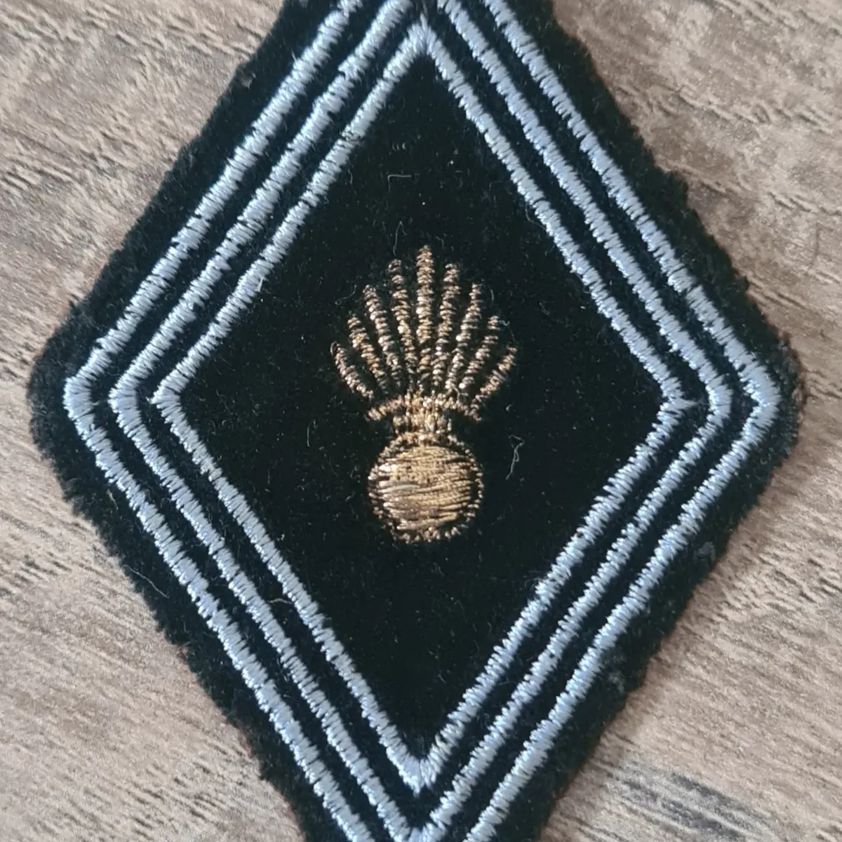 Losange HR / 3 soutaches / Modèle cadre