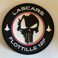 12F - Lascars Punisher fond blanc