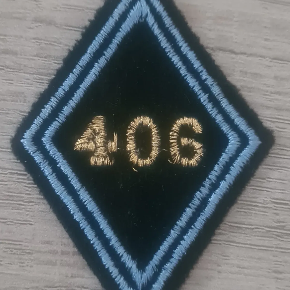 Losange 406eme CLT / Modèle Cadre