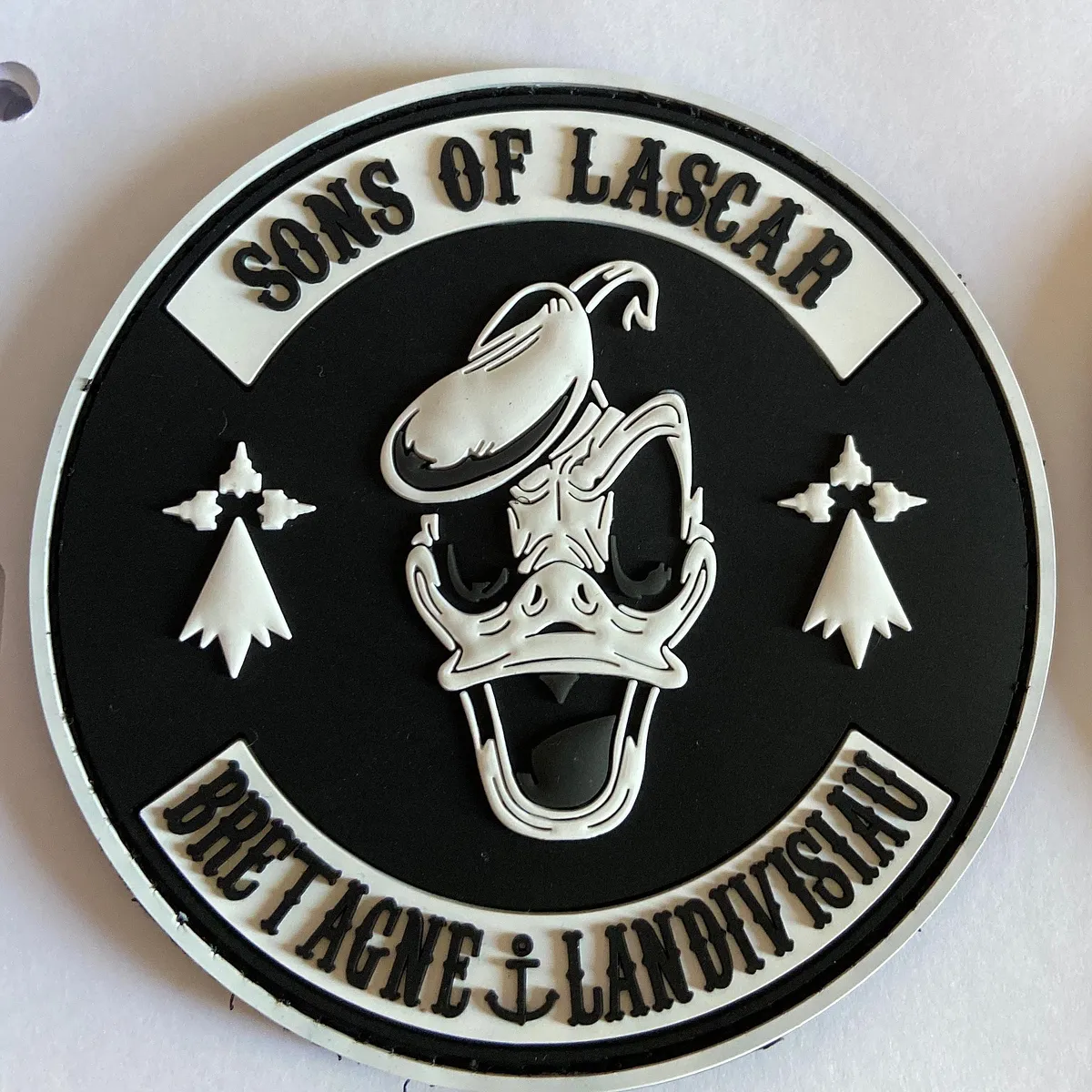 12F - Sons of Lascar