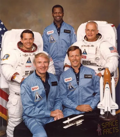 STS 41-B – 2