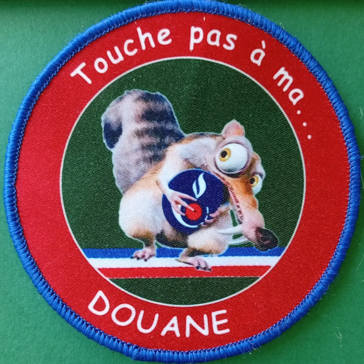 Touche Pas à ma ... Douane