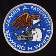 Gemini-4 hommage