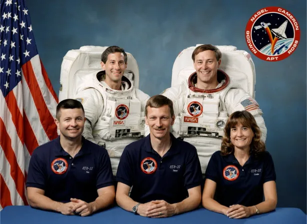 STS-37 – 2