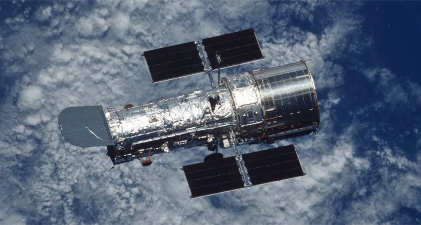 STS-109 Hubble – 2