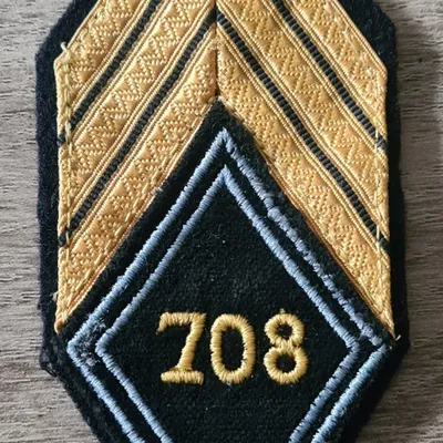 Losange 708eme BGE / Modèle Cadre en fil jaune / Sergent Chef 