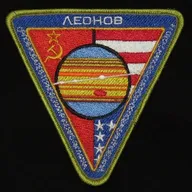 2010 Leonov – Recto