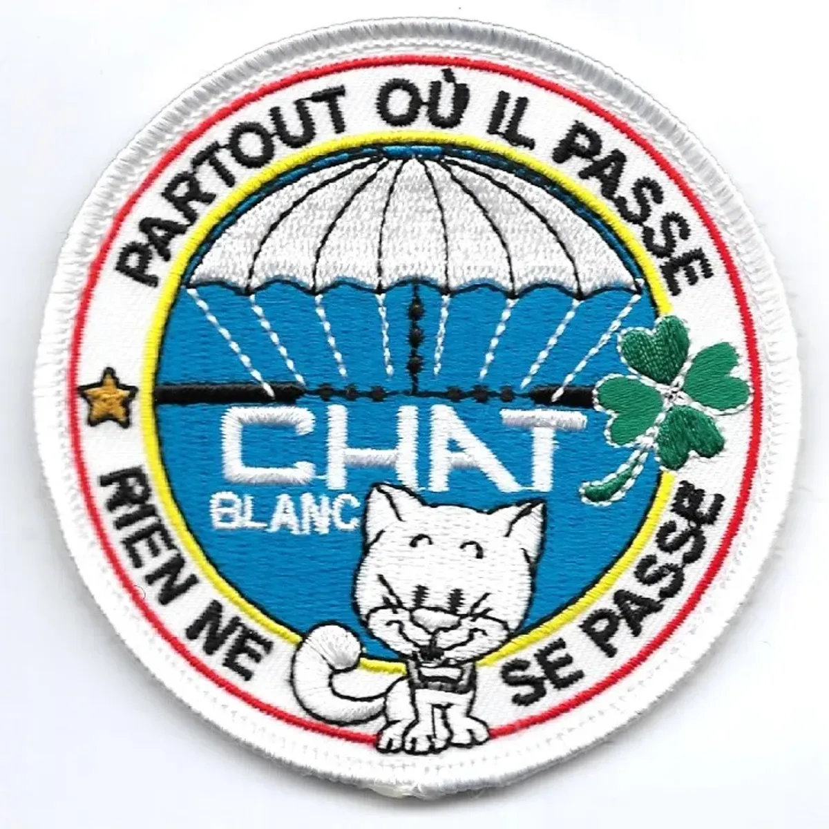 Chat Blanc - Partout où il passe , rien ne se passe