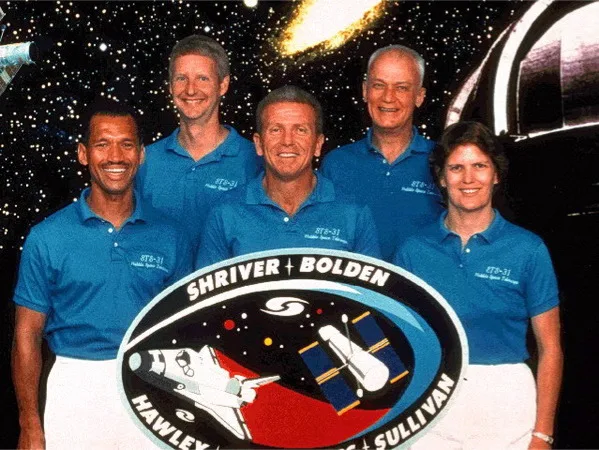 STS-31 Hubble – 2