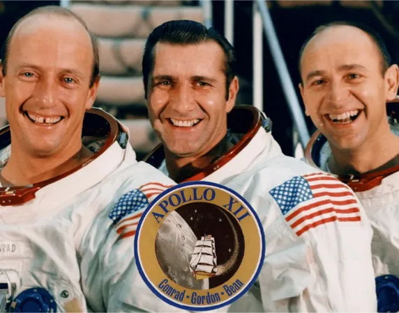 Apollo-12 officiel - 2